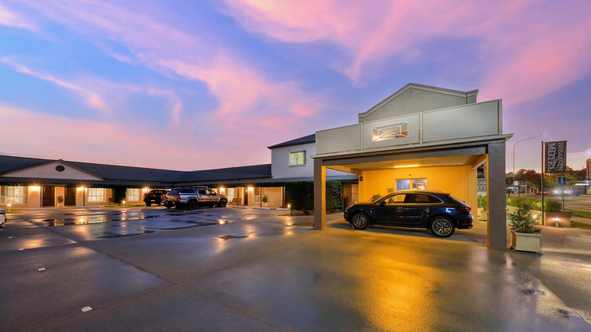 Breakout Motor Inn Cowra Εξωτερικό φωτογραφία